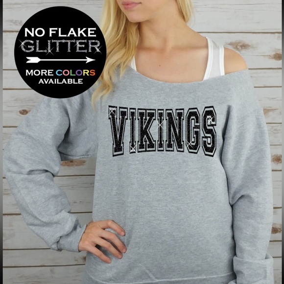 Off the shoulder raw edge Vikings Sweatshirt - Picture 5 of 6